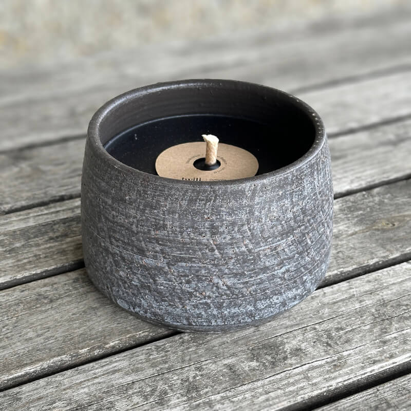 TWILI BIG OUTDOOR CANDLE BROWN 17cm