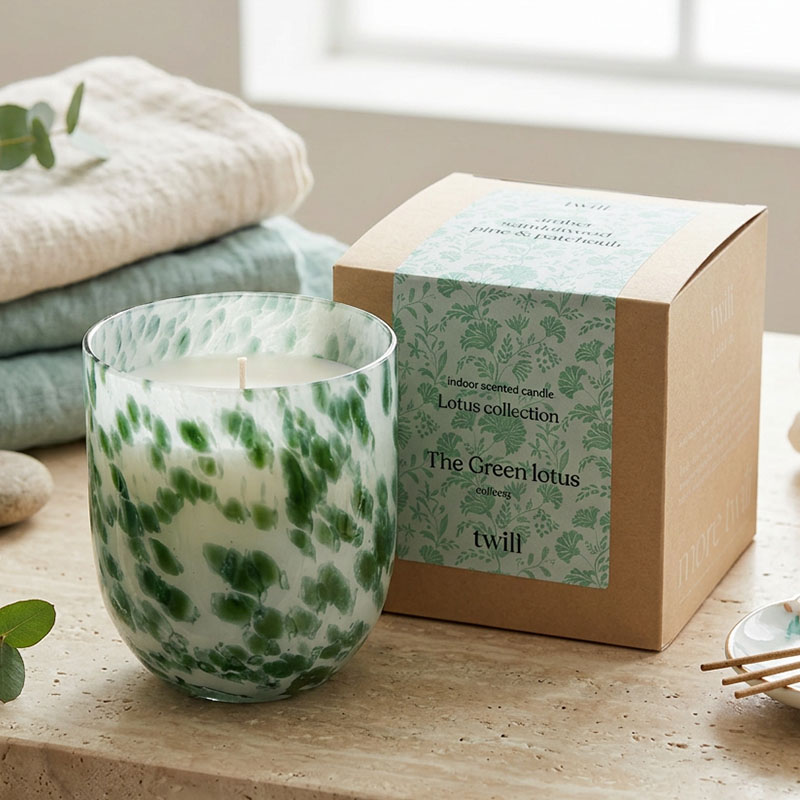 TWILI INDOOR SCENTED CANDLE LOTUS COLL. JADE GREEN L 14,5cm/1500gr