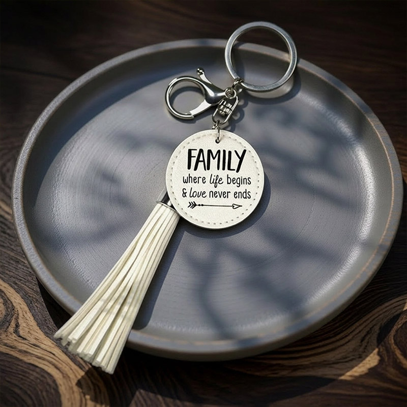 TASSEL FAMILY SLEUTELHANGER
