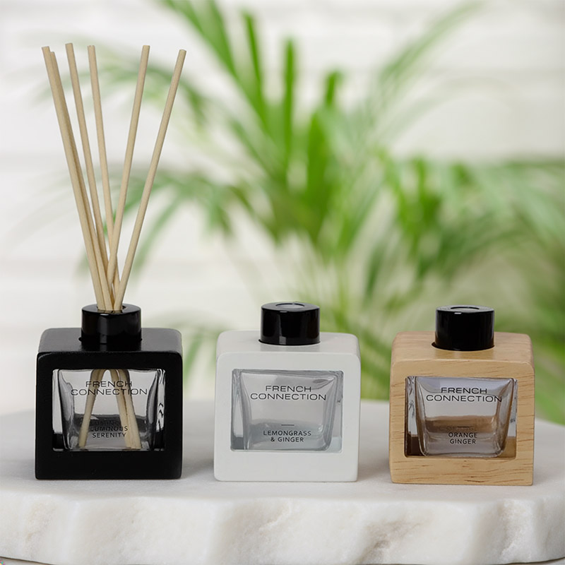 FRENCH CONNECTION WOODEN SURROUND DIFFUSERS GIFT SET 3 X 50ML