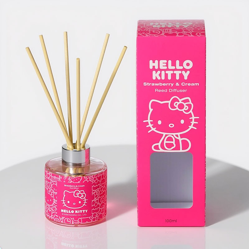 HELLO KITTY REPEAT PRINTED DIFFUSER STRAWBERRY&CREAM 100ML