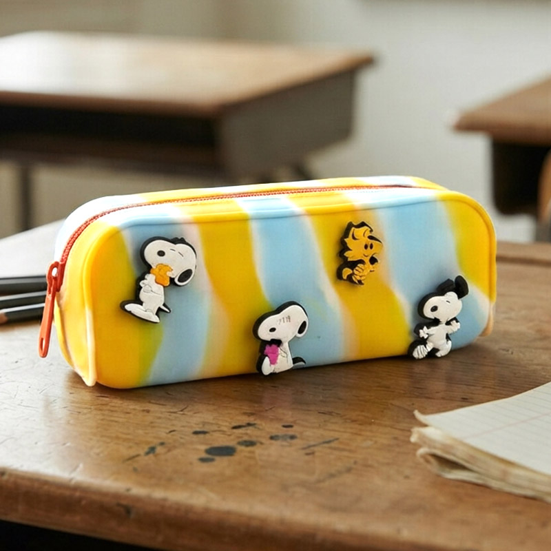 PENCIL CASE SILICONE SNOOPY & WOODSTOCK