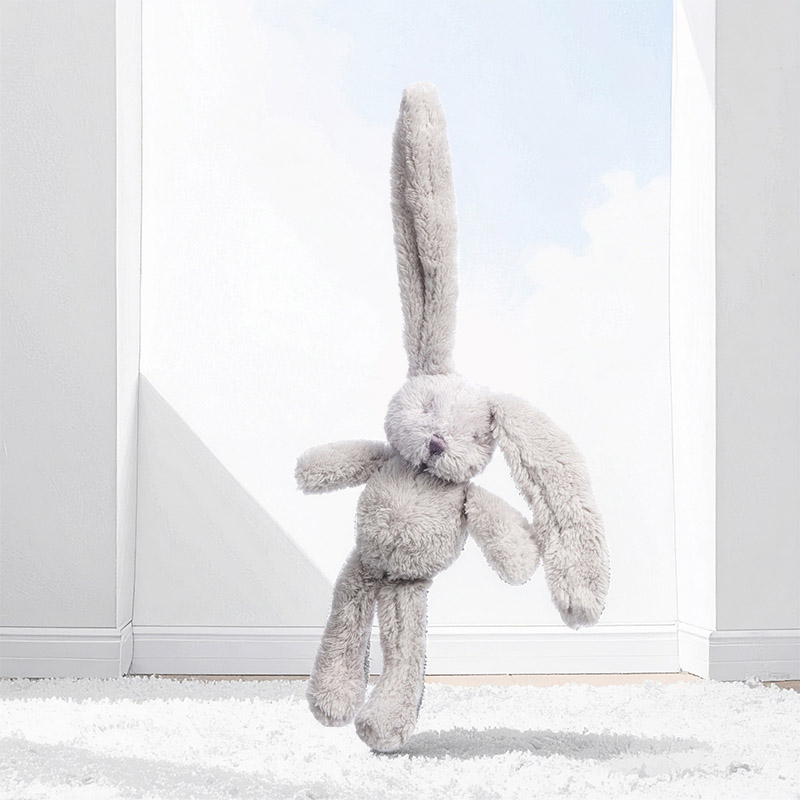 BUNNY WITH RATTLE GREY 23CM