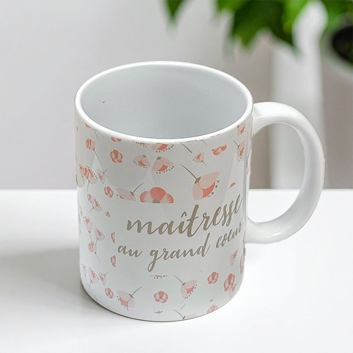 [00120355] MUG "MAITRESSE AU GRAND COEUR"